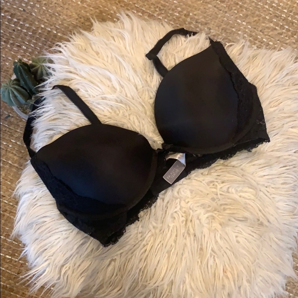 🌟 BRA SALE 🌟 Victoria’s Secret Lace Push Up